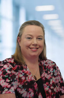 Dr Caroline Shaw