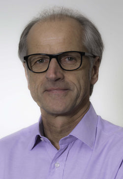 Prof Kurt Hecher